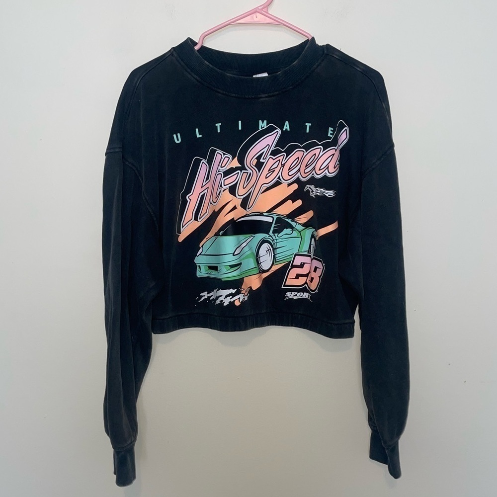 H&M Divided Racecar Gray Cropped Sweatshirt Size Large